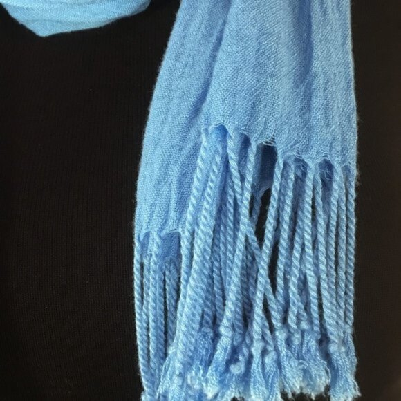 Soft Crinkle Scarf - Picture 2 of 3